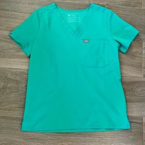 FIGS Catarina One-Pocket Scrub Top Surgical Green Size Small